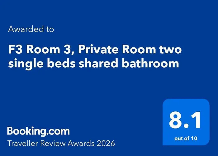 Kwatera prywatna F3 3, Private Two Single Beds Shared Bathroom Msida