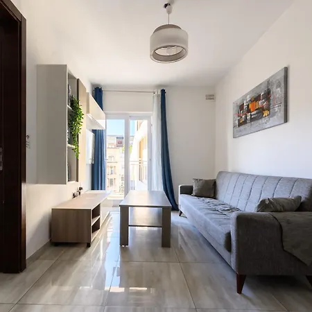F3 3, Private Two Single Beds Shared Bathroom Habitación en casa particular *