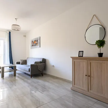 F3 3, Private Two Single Beds Shared Bathroom Habitación en casa particular *
